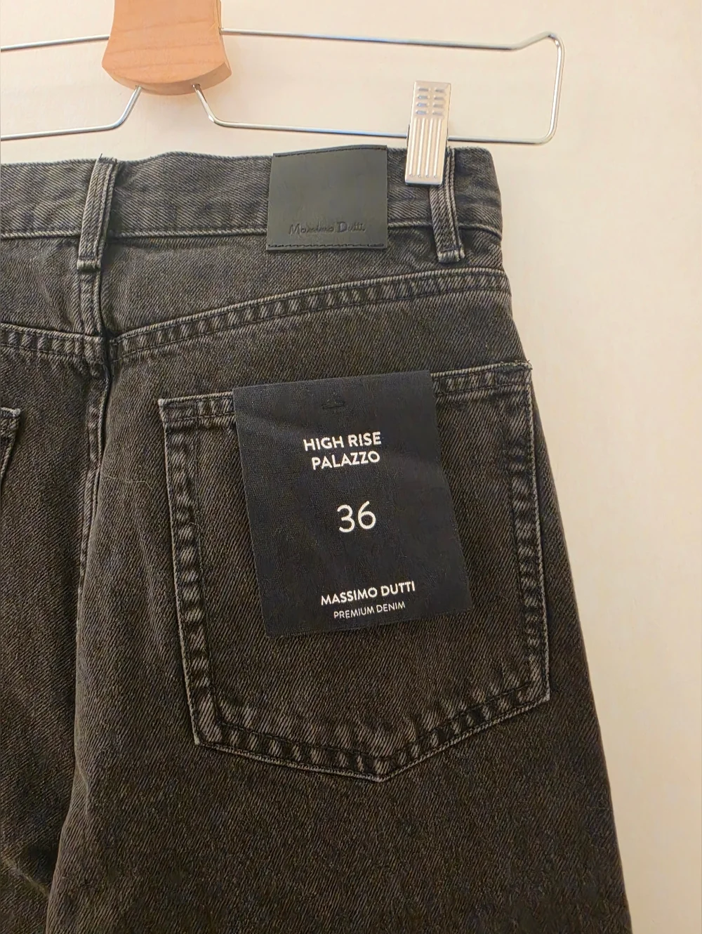 NWOT Women Massimo Dutti High-Rise Palazzo Jeans in Black, US 4, SMALL - Picture 2 of 7